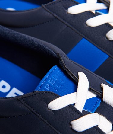 Vintage Court Trainers Image 6