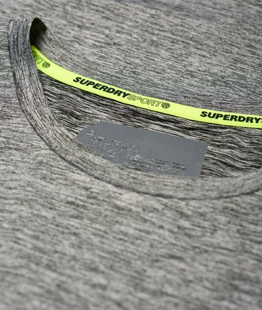 Active Small Logo Graphic Tank Top Image 6