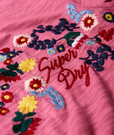 Lexi T-Shirt mit Stickerei Image 7