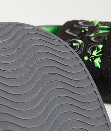 Crewe Camo Sliders Image 6