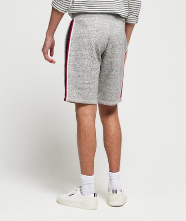 College Shorts mit Applikation Image 3