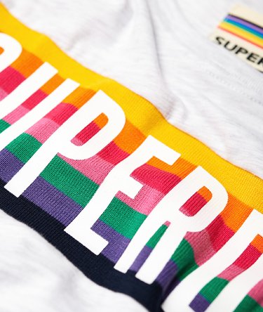 T-shirt graphique à motif arc-en-ciel Image 7