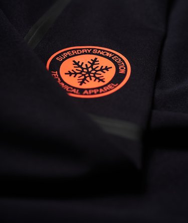 Carbon Base Layer Crew Top Image 8