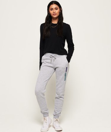90er Jogginghose mit Applikation Image 1