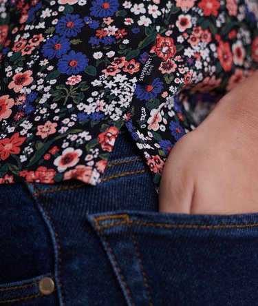 Pippa bluse med knapper Image 7