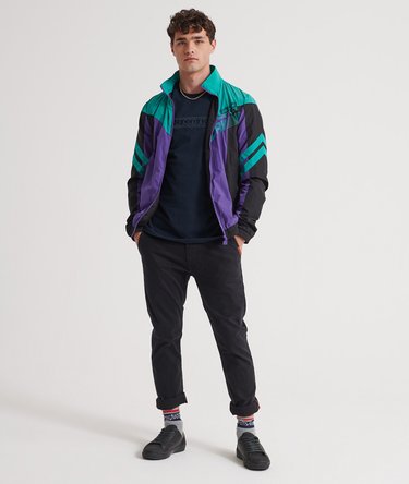 Kastenförmiges International Youth T-Shirt Image 3