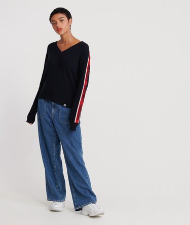 Sportowy sweter z taśmą i dekoltem w serek Image 3