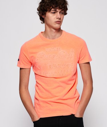 Neonfarbenes Premium Goods T-Shirt mit Prägung Image 1