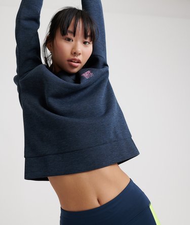 Core Gym Tech Sweatshirt mit Einsätzen und Rundhalsausschnitt Image 2