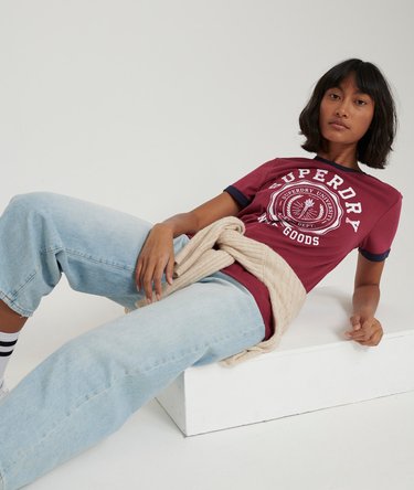 Camiseta con escudo Vintage Image 4