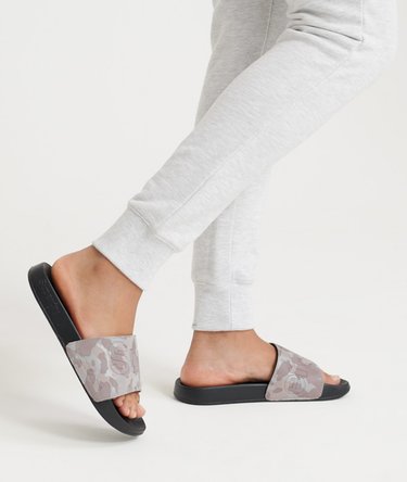 Reflective Camo Pool Sliders Image 2