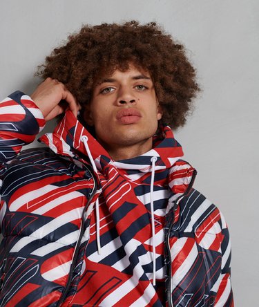 Sportstyle Graphic Hoodie Image 3
