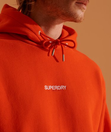 Micro Logo h&aelig;ttetr&oslash;je med firkantet snit Image 4