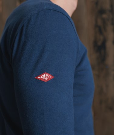 Core Logo Wilderness Long Sleeve Top Image 4