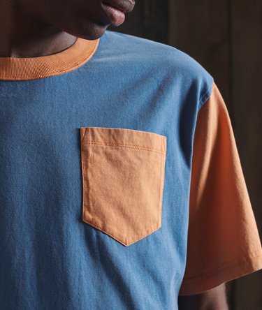 Limited Edition Dry T-Shirt mit Farbblock-Design Image 3