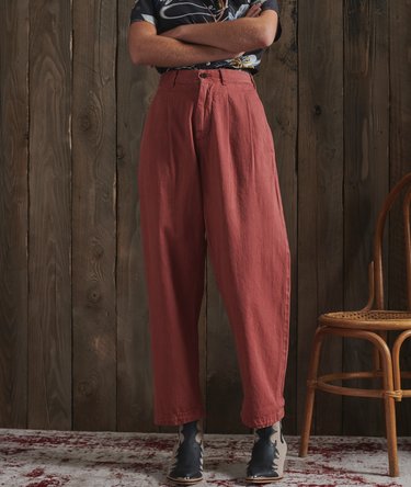 Pantalón de pernera ancha plisada Dry Image 1
