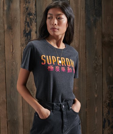 Wyblakły T-shirt z haftem Limited Edition Image 3