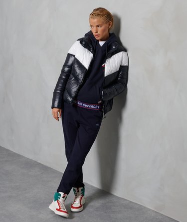Sportstyle Graphic Hoodie Image 2