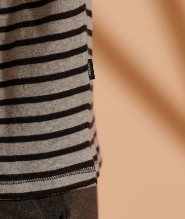 Haut ray&eacute; &agrave; manches longues NYC Image 4