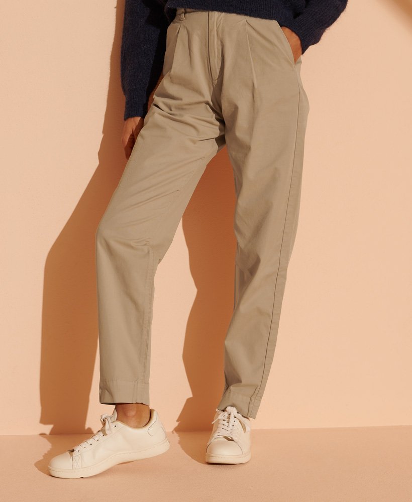 Superdry Damen City Chino Hose – Schmaler Schnitt, Mit Gürtelschlaufen, Reißverschluss, Lässig & Elegant