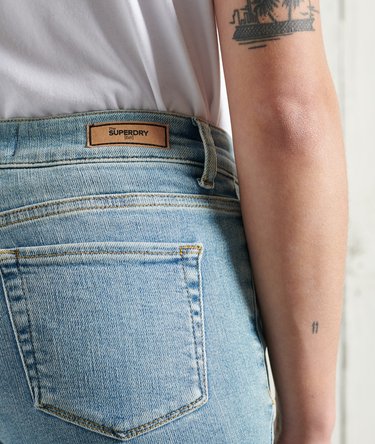 Super Vintage Skinny Mid Rise Image 5