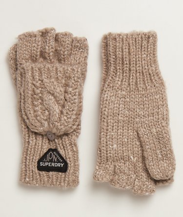 Gracie Cable Gloves Image 1