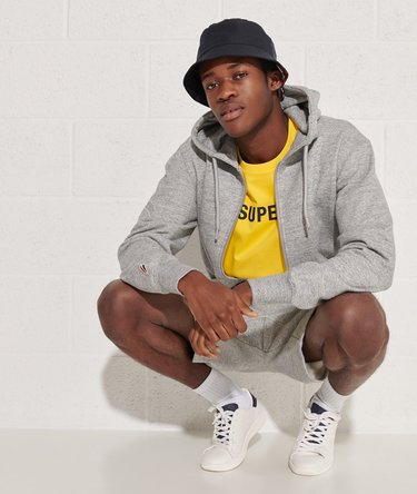 Sporty h&aelig;ttetr&oslash;je med lynl&aring;s Image 3