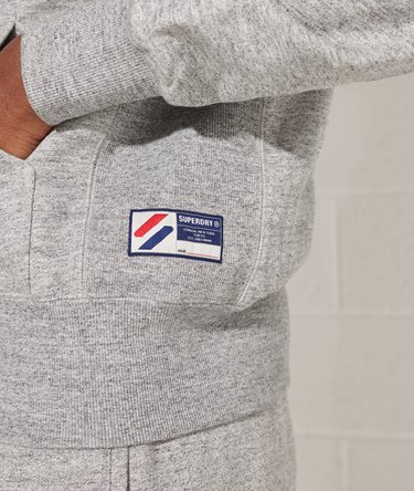 Sporty h&aelig;ttetr&oslash;je med lynl&aring;s Image 4