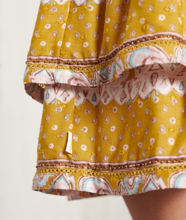 Ameera mininederdel i smockdesign Image 4