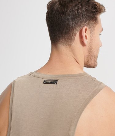 Training Bootcamp Tanktop mit verlängertem Rückenteil Image 5