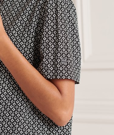 Studios Short Sleeved Shirt Image 3