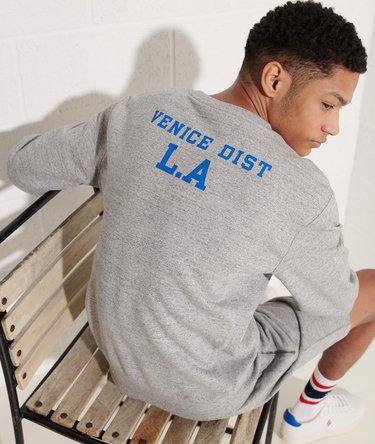 Varsity Arch Sweatshirt mit Rundhalsausschnitt Image 3