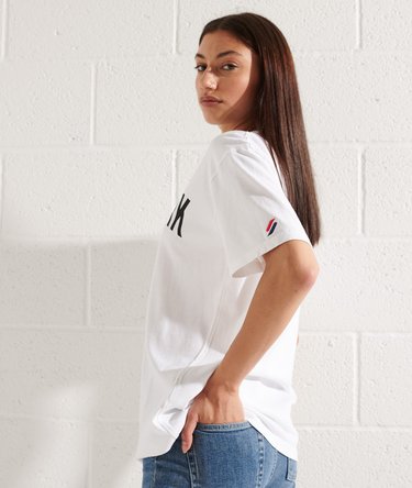 City College T-shirt Image 3
