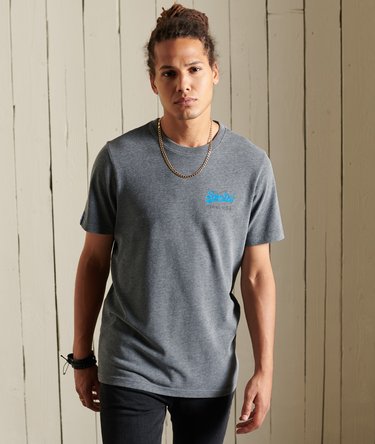 Vintage Logo American Classic T-Shirt Image 3