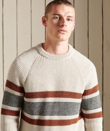 Trui met ronde hals en klassiek patroon Image 6