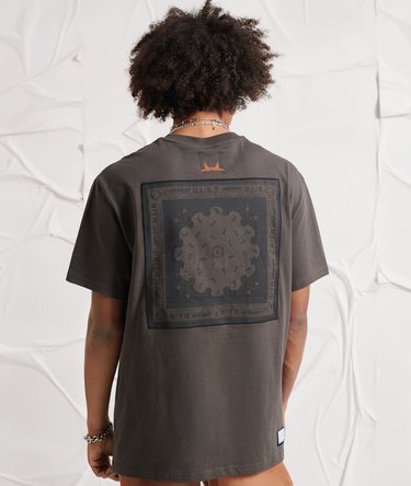 Unisex Yama-No-Kami T-Shirt mit Grafik Image 3