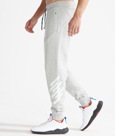 Train Core Joggers Image 3