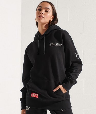 Kort College h&aelig;ttetr&oslash;je med grafik Image 1