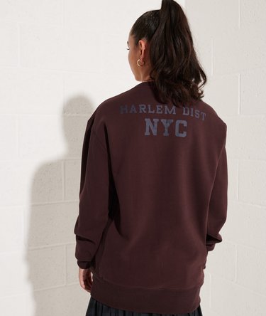 Sudadera suelta de cuello redondo Varsity Arch Image 4