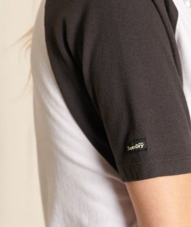 Oversized Black Out Raglan T-Shirt Image 3