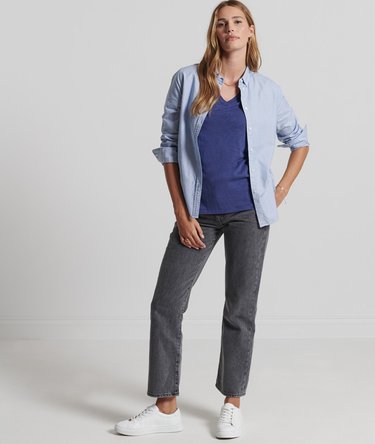 Organic Cotton Pocket V-Neck T-Shirt Image 2
