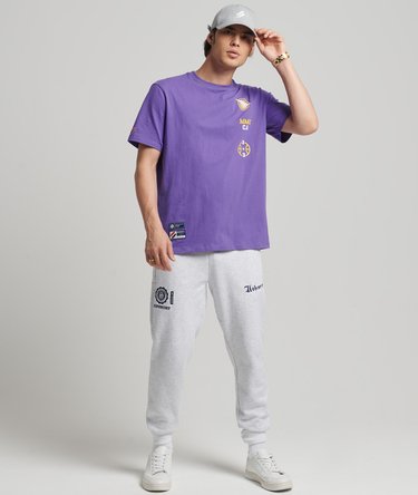Camiseta Varsity Arch Image 2