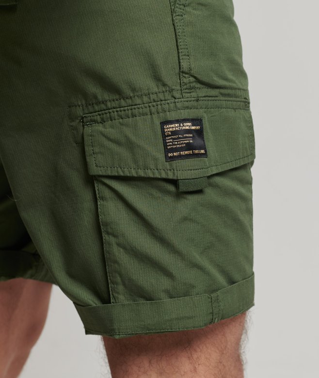 mens Patched Alpha Cargo Shorts i Soldier Olive Superdry NO