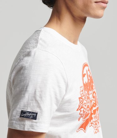 Vintage Logo Seasonal T-shirt Image 4
