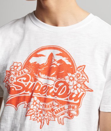 Vintage Logo Seasonal T-shirt Image 3