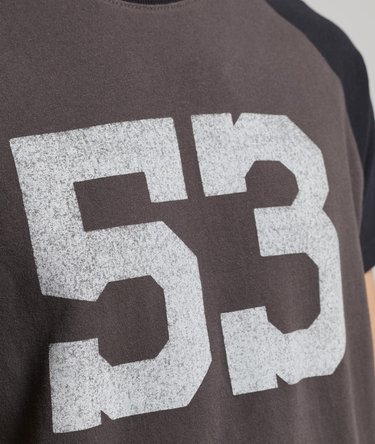 Vintage Field College T-Shirt Image 3