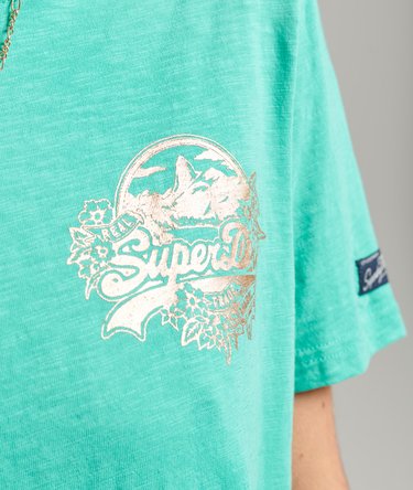 Vintage Logo Seasonal T-Shirt Image 3