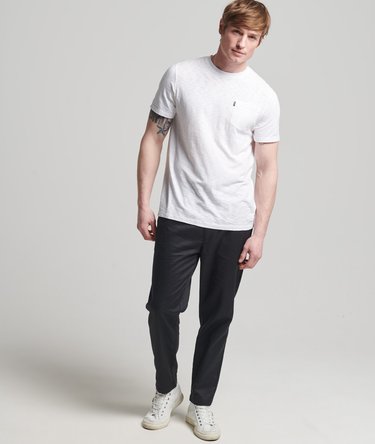 Studios T-Shirt aus Bio-Baumwolle mit Tasche Image 2