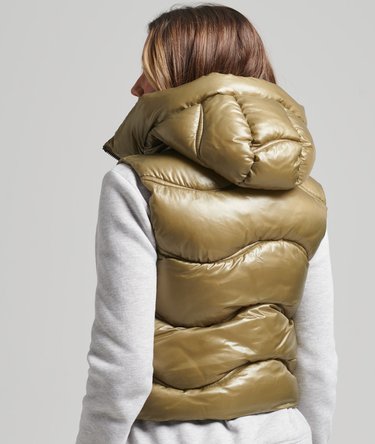 Shine Quilt Cropped Padded Gilet Image 3