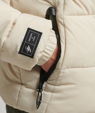 Non Hooded Sports Puffer Jacket Image 4